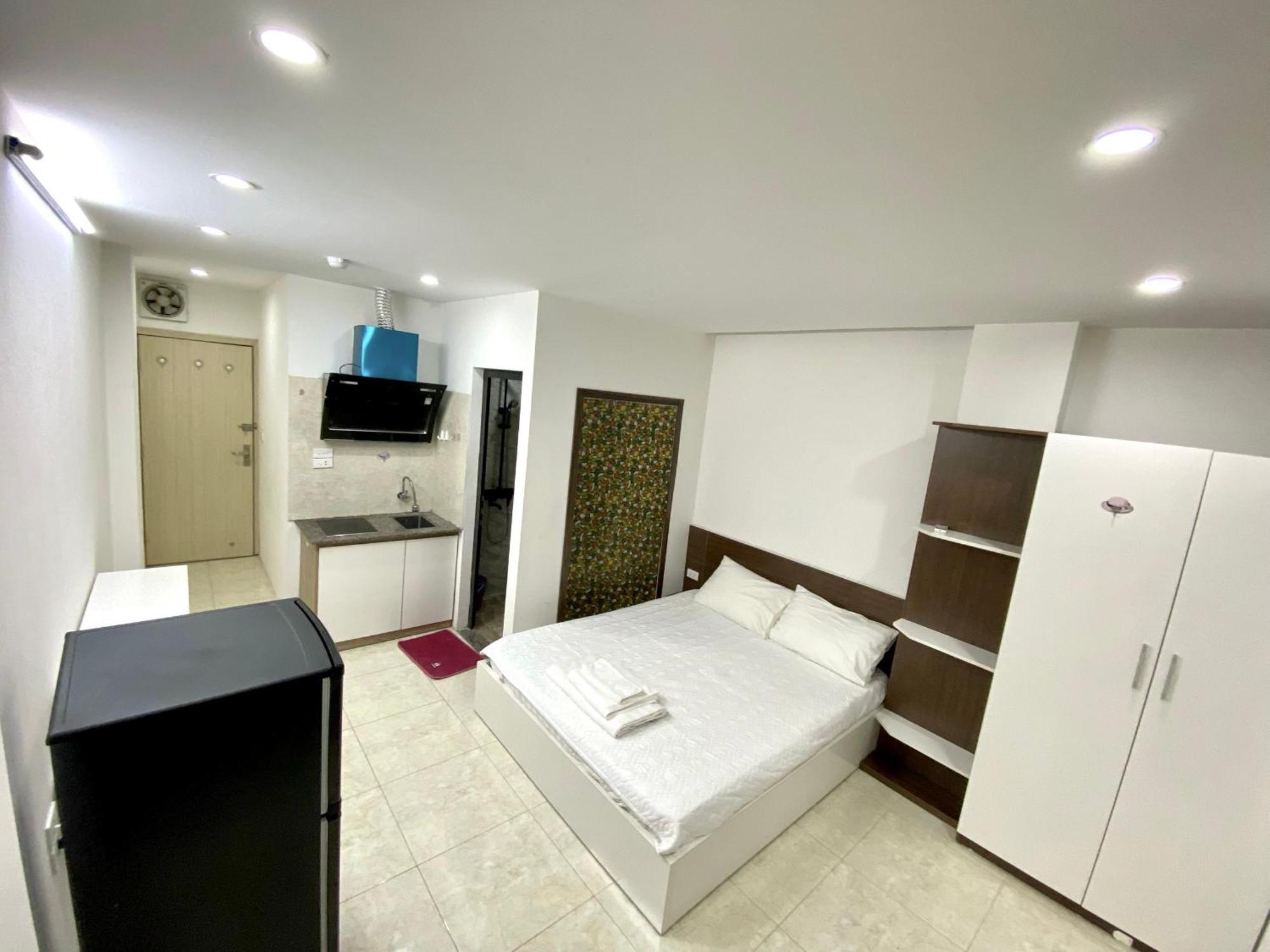 Era Apartment Ham Long Hanoi Exterior photo