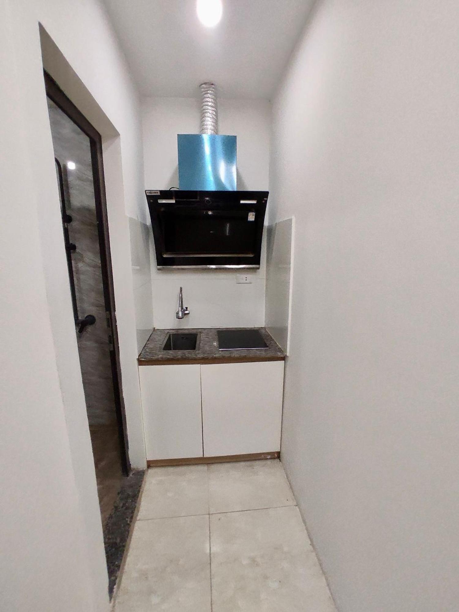 Era Apartment Ham Long Hanoi Exterior photo